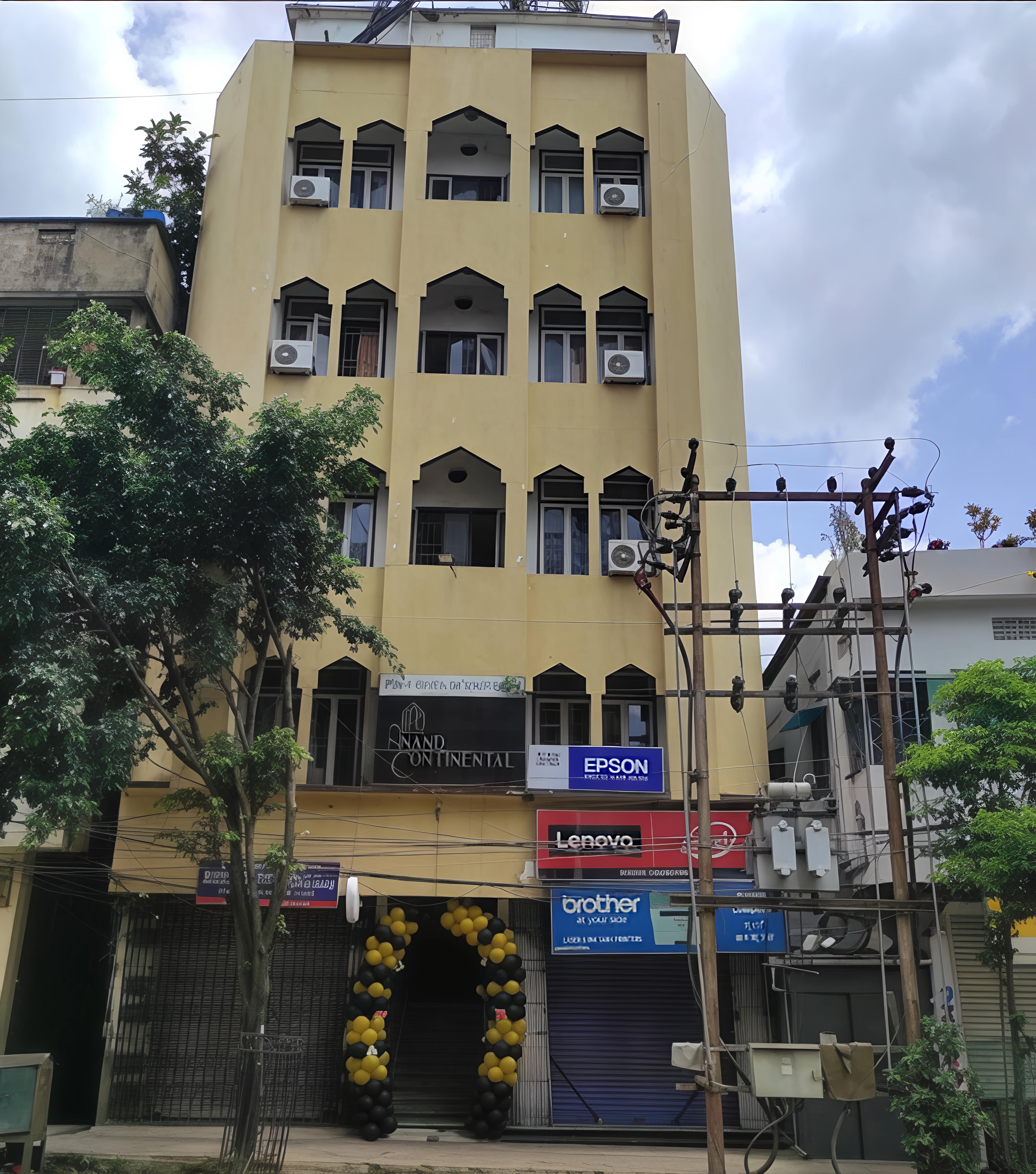 Hotel 6